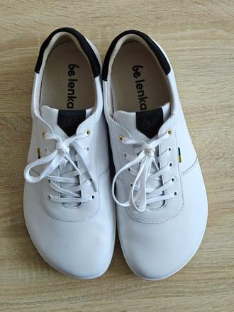 Royale - white & black 47 p137, be lenka,47
