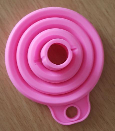 Silikónový lievik malý,
