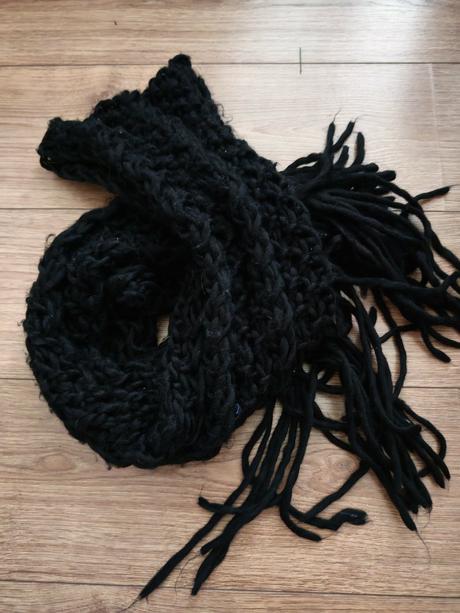 Krásny dlhý hebký šál,