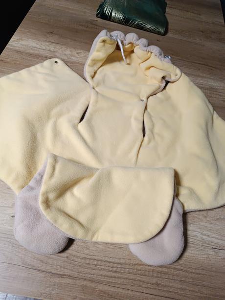 Fusak do autosedačky, 