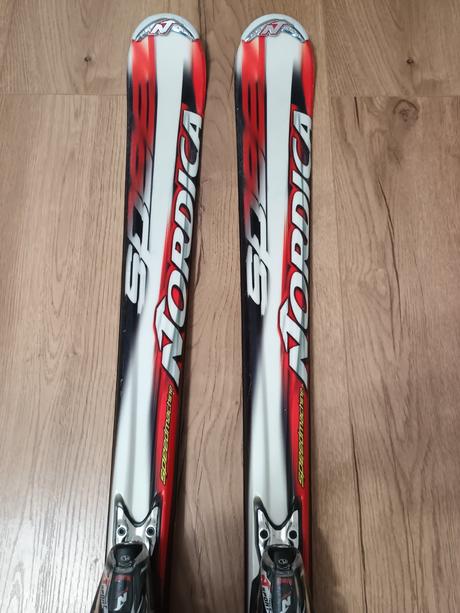 Carvingové lyže, 170-180 cm