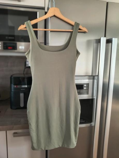 Bodycon olivovo zelené elastické mini šaty s, s