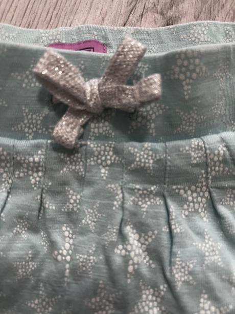 Bledomodré kraťasy s vačkami, f&f,92