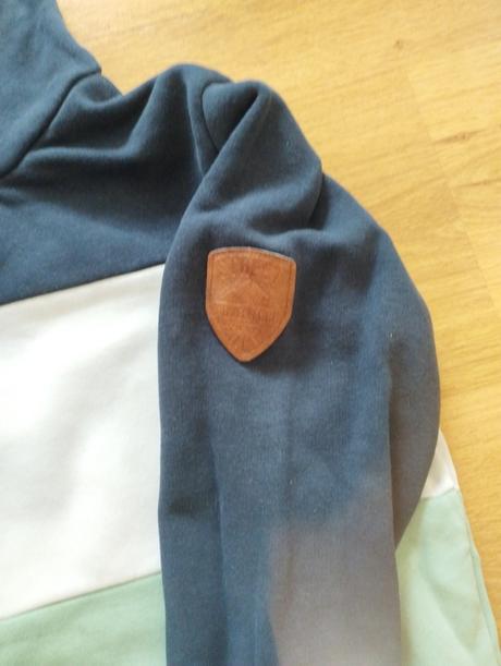 Chlapcenska mikina, 152