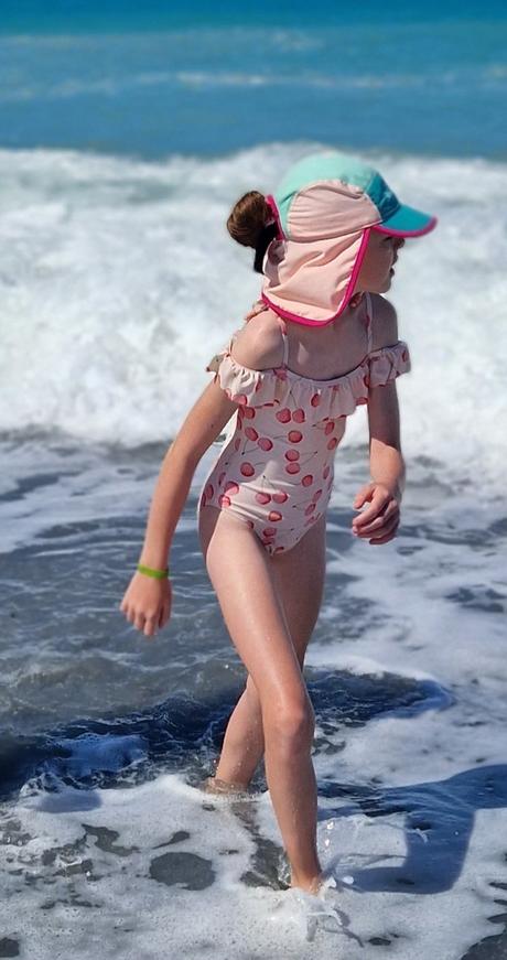 Plavky, reserved,140