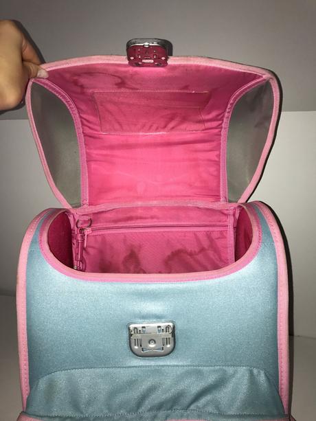 Pevná školská taška, aktovka,