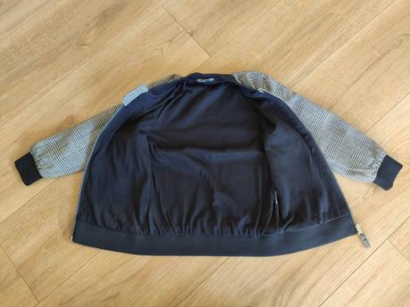 Bunda károvaná, krásnaveľ. cca 110-116, premerať, 116