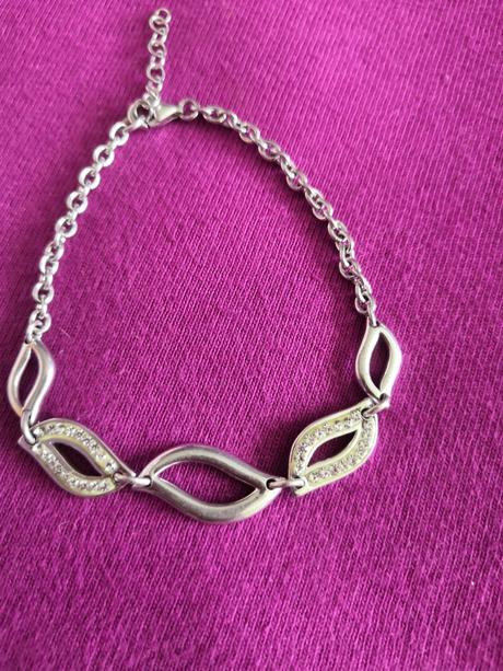 Damsky strieborny naramok krasny, 