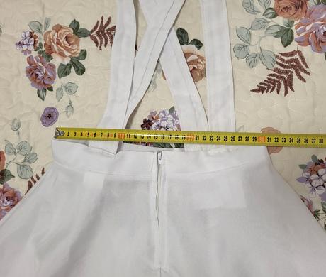 Karnevalové šaty na cca 8-10 rokov, 