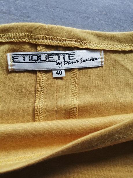 Jednoduché šaty etiquette v38-40, 40