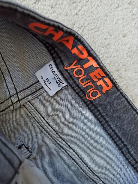 Kraťasy, chapter young,164