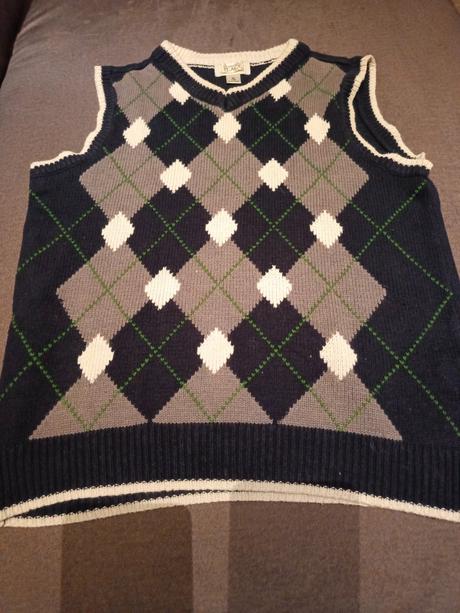 Vesta, children's place,122