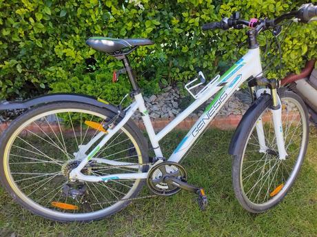 Ponúkam dámsky krosový bicykel, 28