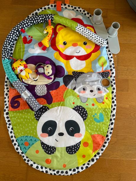 Hraci koberec pre bábätko, 