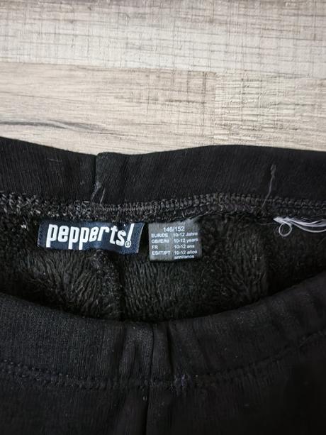 Legíny a košeľa, 152