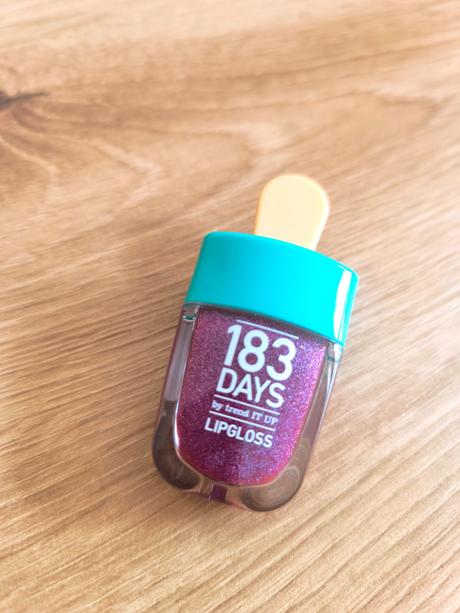 Lesk na pery trend it up, 