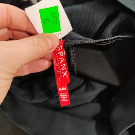 Koženkové legíny spanx veľ. m, m