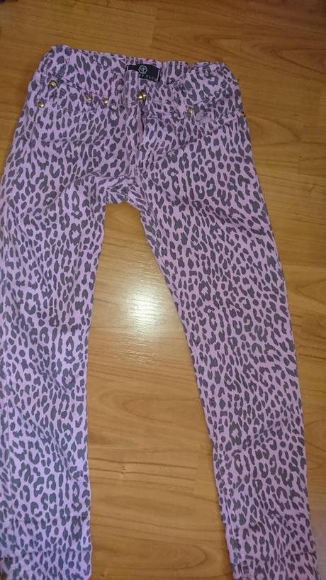 Tigrovane ruzove rifle, 134