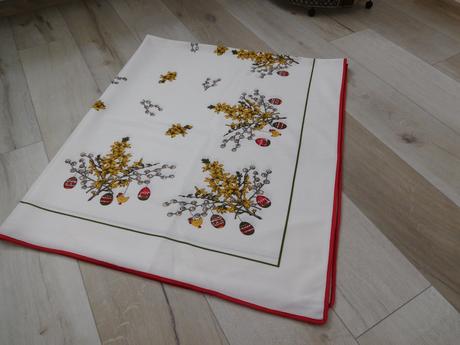 Obrus veľkonočný-163  x  139 cm,, 