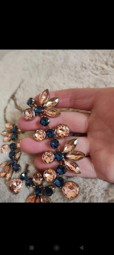 Dámsky náhrdelník, fossil