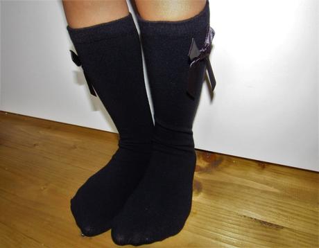 Podkolienky s mašličkami, 25