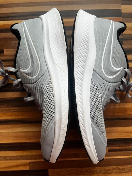Tenisky starrunner, nike,37