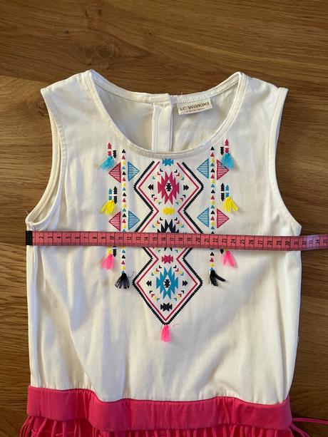 Šatky veľ.134/140, 134