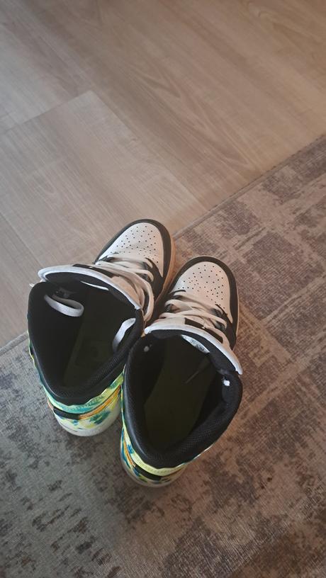 Tenisky niké, air jordan,39
