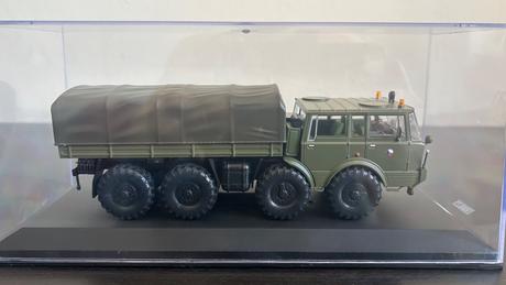 Tatra 813 8x8 kolos čsľa 1/43,