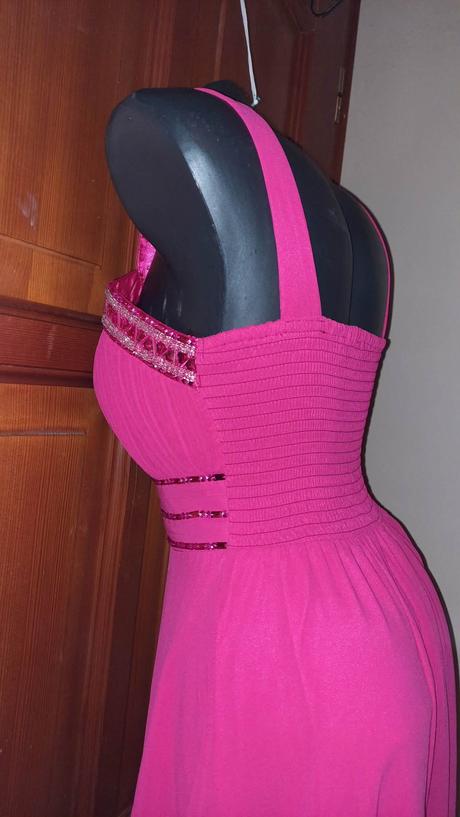 Predám spoločenské dlhé šaty veľ. xs-m, 38