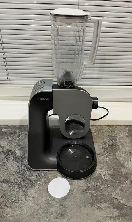 Bosch mum 58m59 1000w kuchynsky robot, bosch