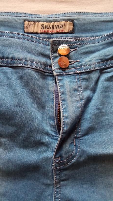 Dámske kraťasy, 36