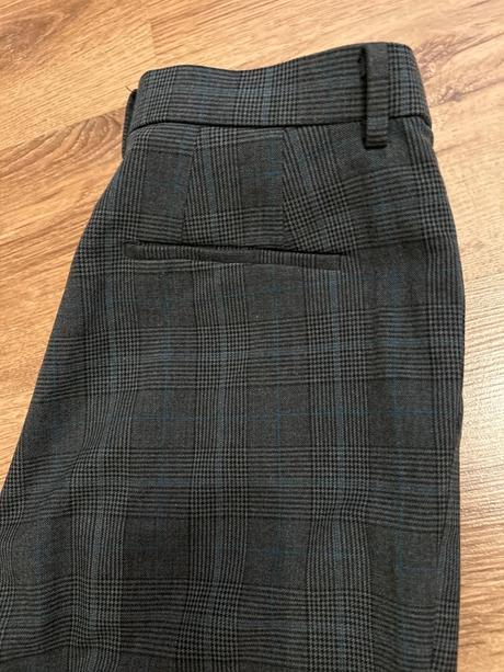 2x oblečené kvalitne nohavice s vyšším pasom, zara,m