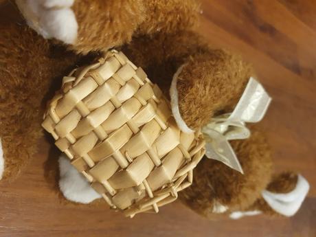 Veľkonočný zajko s košíkom na vajíčko, 