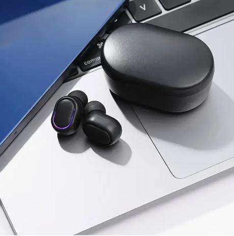 Bezdrôtové slúchadlá bluetooth a dobíjacím puzdrom,