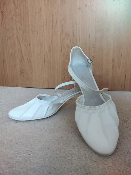 Biele / svadobne topanky, 39