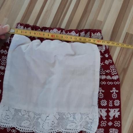 Suknička s folk motívom, 86