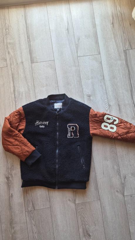 Prechodná bombera, 152