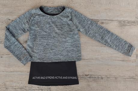 Sivé športové dievčenské tričko, 140