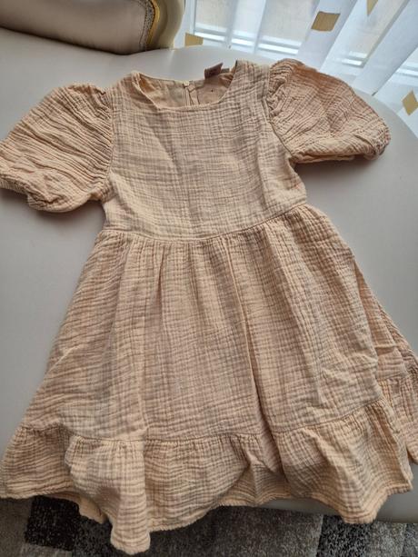 Dievčenské šaty č 110, 110