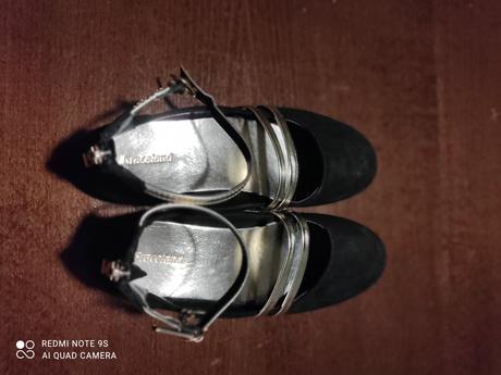 Dievcenske topanky, graceland,35