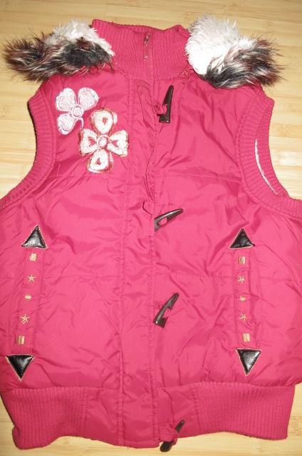 Vesta s kožušinu, 164