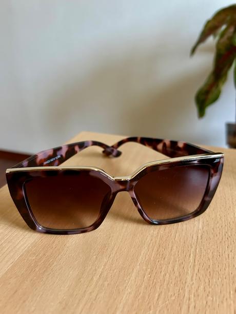 Slnečné hnedé okuliare zn.jones new york, 