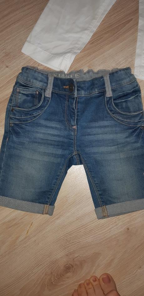 Kraťasy 4ks,predaj zvlášť, 104