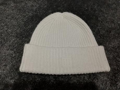 Biela damska ciapka v.uni, 