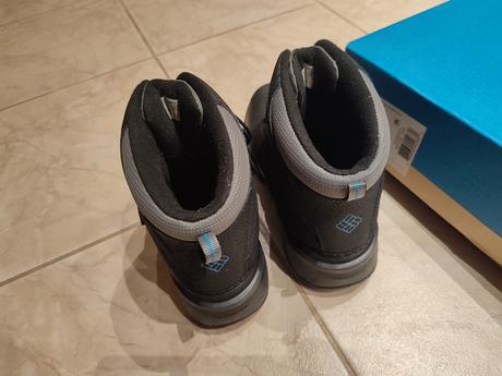 Snehule columbia, columbia,38