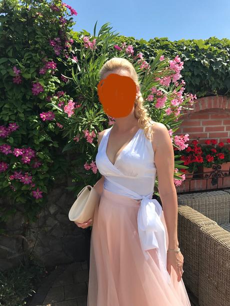 Biela blúzka s viazaním cez pás, s