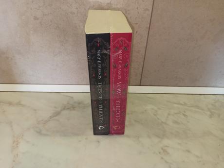 Mary e pearson - dance of thieves duology nsu25, 