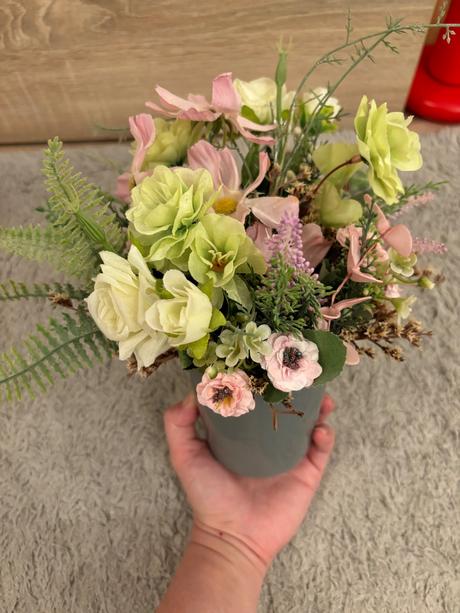 Kytica umelé kvety + kvetináč, 