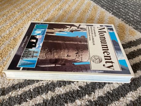 Monumenty (1993) encyklopédia o monumentoch sveta,